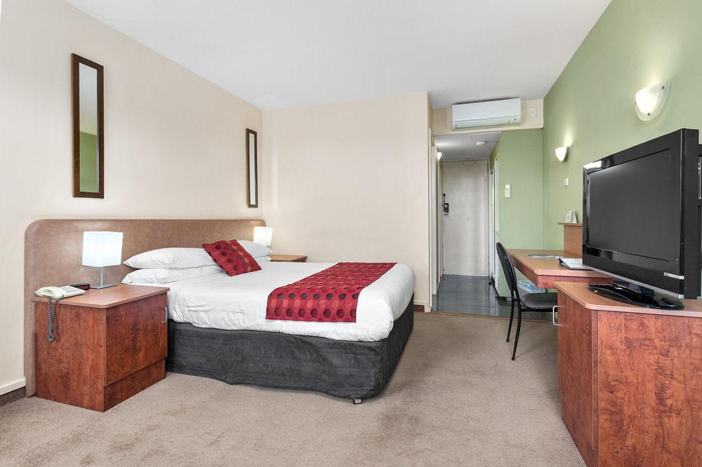 Coach House Launceston Hotel Buitenkant foto