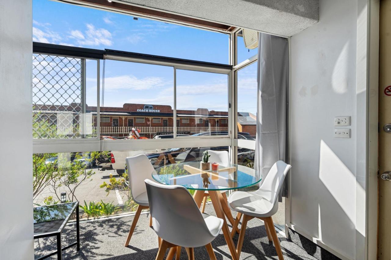 Coach House Launceston Hotel Buitenkant foto