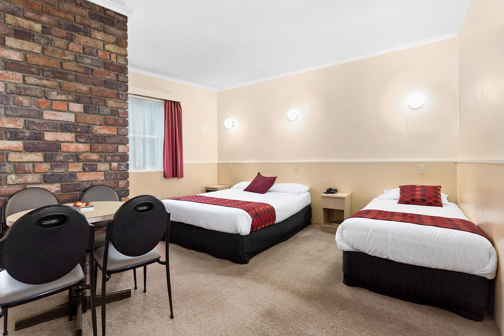 Coach House Launceston Hotel Buitenkant foto
