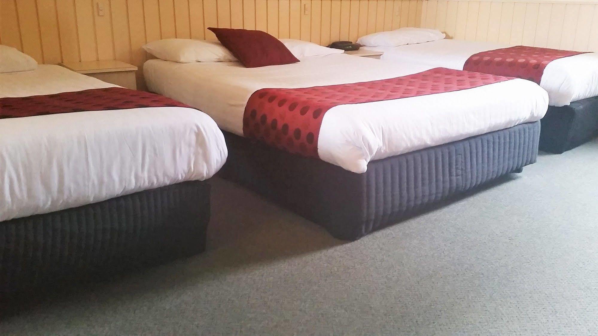 Coach House Launceston Hotel Buitenkant foto